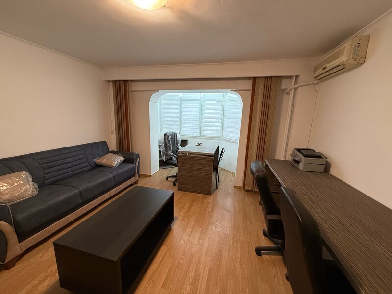 Panduri stradal Spitalul Burghelea Bloc 1996 Ap 3 camere decomandat