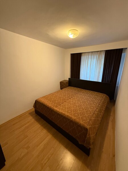 Panduri stradal Spitalul Burghelea Bloc 1996 Ap 3 camere decomandat