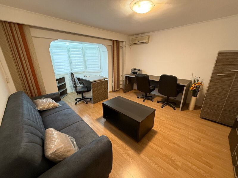 Panduri stradal Spitalul Burghelea Bloc 1996 Ap 3 camere decomandat