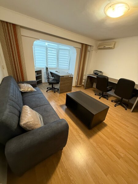 Panduri stradal Spitalul Burghelea Bloc 1996 Ap 3 camere decomandat